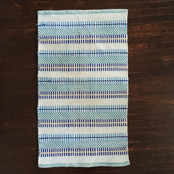 Bath / Kitchen Rug - Picture 2 of 3